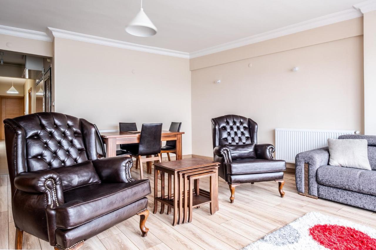 דירות איסטמבול Flat With Sea View Near Uskudar Ferry Station מראה חיצוני תמונה
