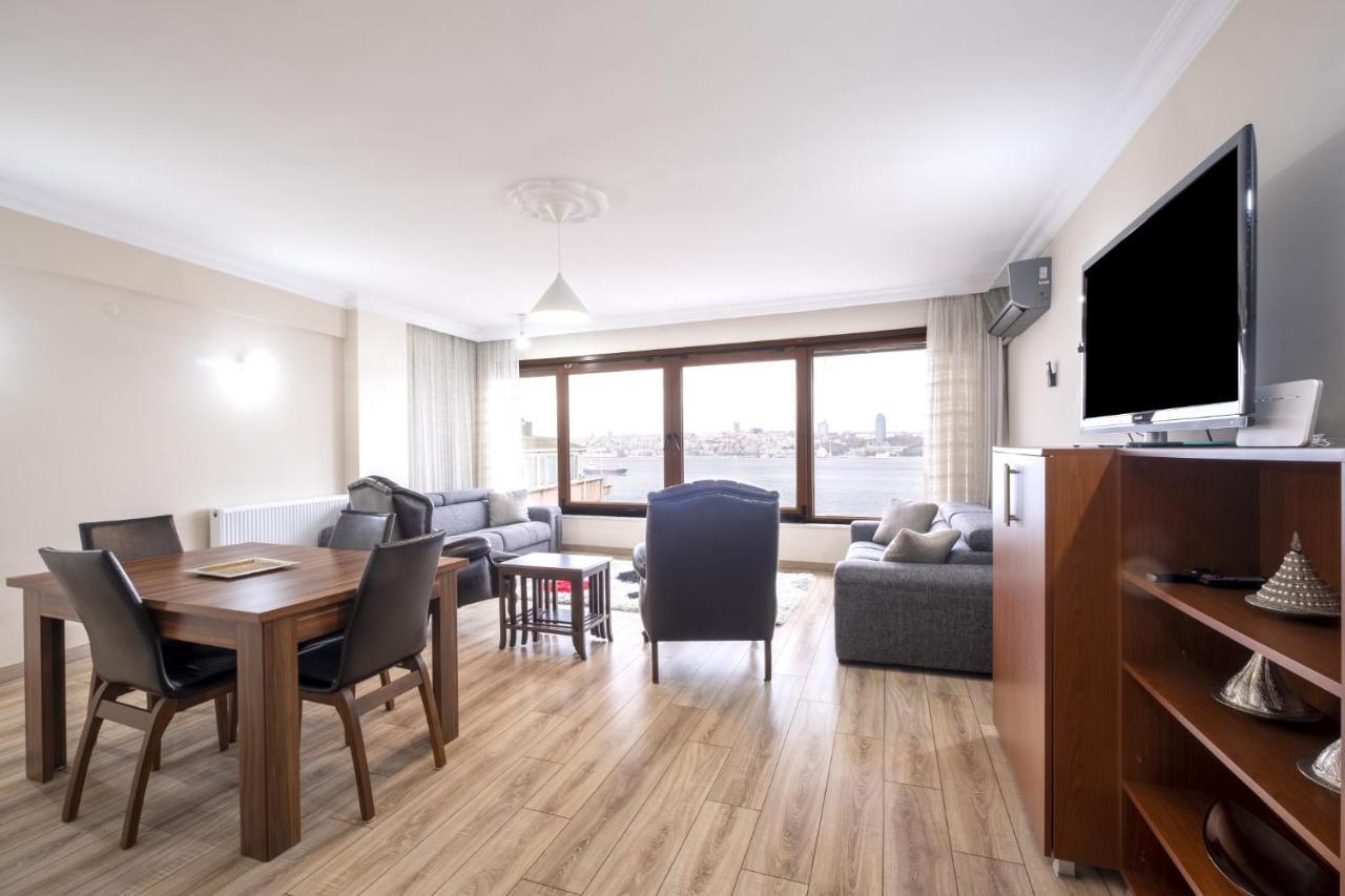 דירות איסטמבול Flat With Sea View Near Uskudar Ferry Station מראה חיצוני תמונה