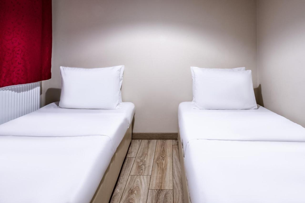 דירות איסטמבול Flat With Sea View Near Uskudar Ferry Station מראה חיצוני תמונה